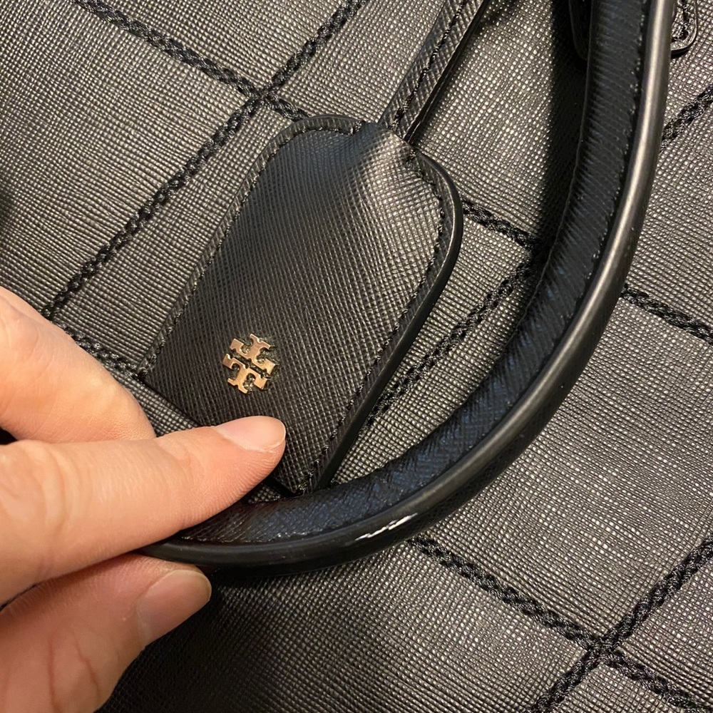 Tory Burch double zip Robinson stitched tote - Picture 3 of 9